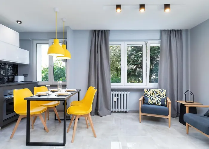 Osiedle Piastowskie By Renters 아파트